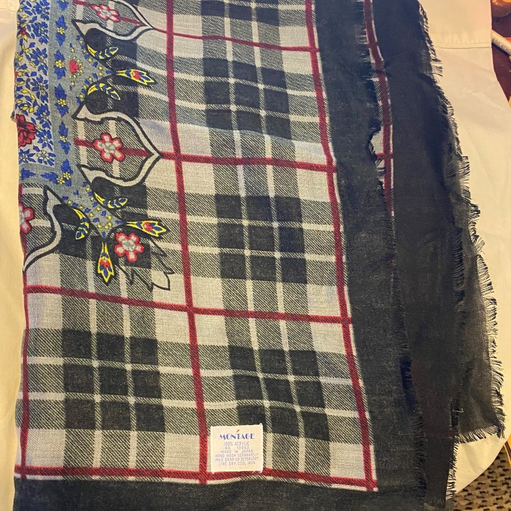 SCARVES OR WRAPS